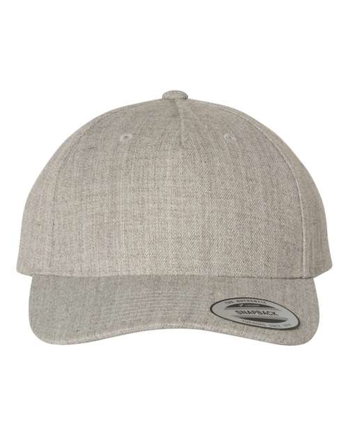 YP Classics Casquette Premium à cinq panneaux et visière courbée